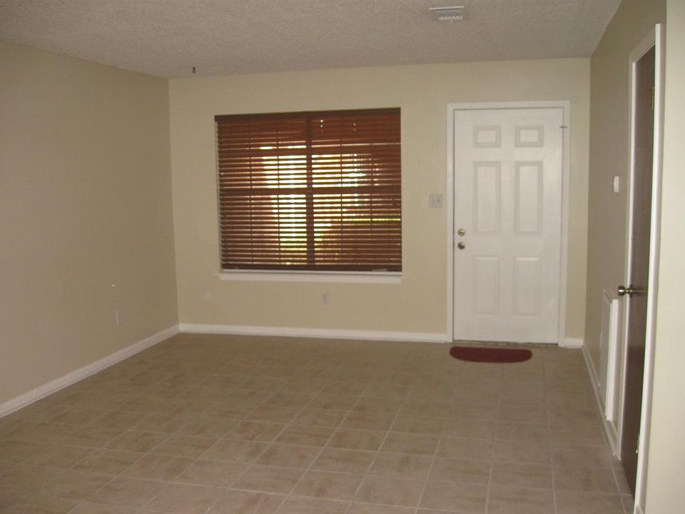 View of living area/entrance