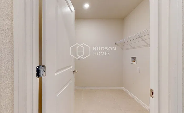 3839 Spruce Creek Dr — Photo 23