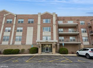 1200 S Prospect Ave UNIT 103, Elmhurst, IL 60126