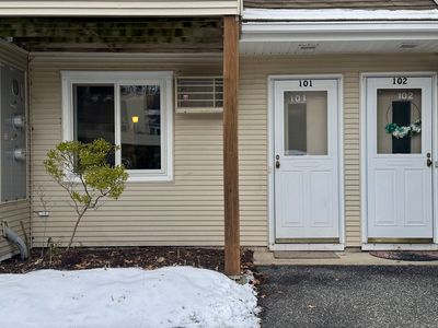 136 Pembroke Road #11-101, Danbury, CT, 06811