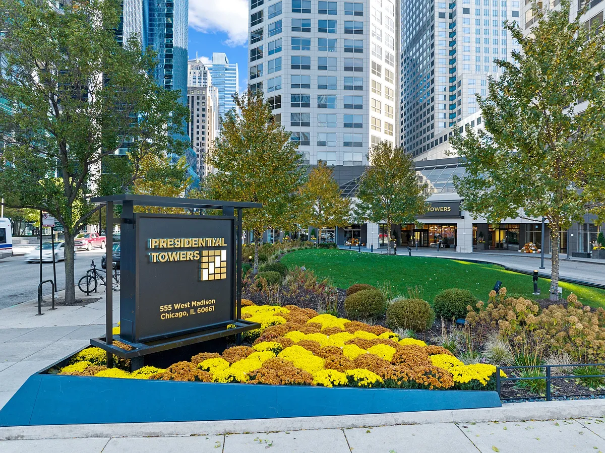 Come home to Presidential Towers in Chicago, IL - Presidential Towers