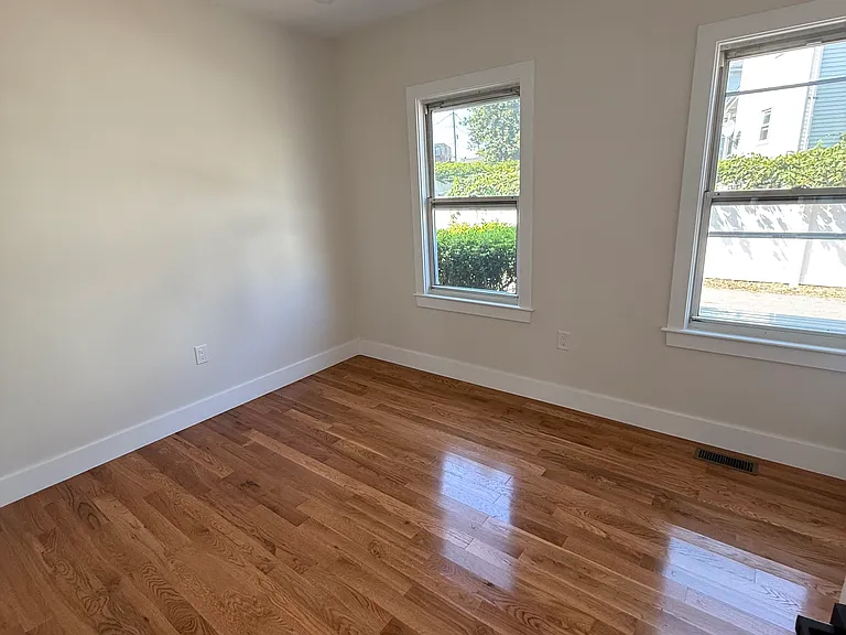 5 Walnut Ave #2 — Photo 6