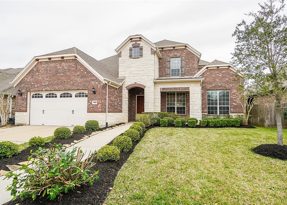 1st image of 7127 Brewster Ln
