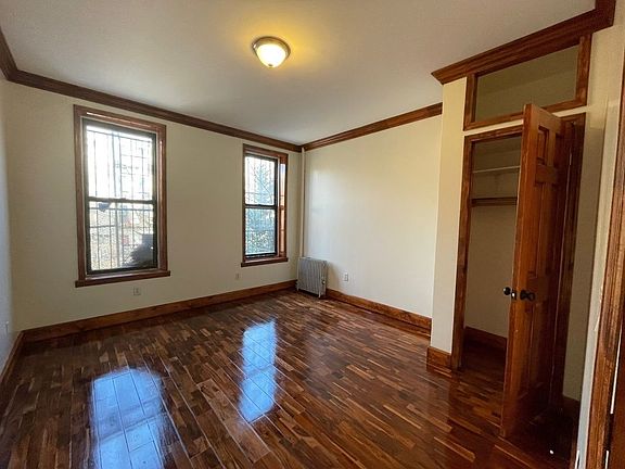 5th image of 631 Sterling Pl #1RR