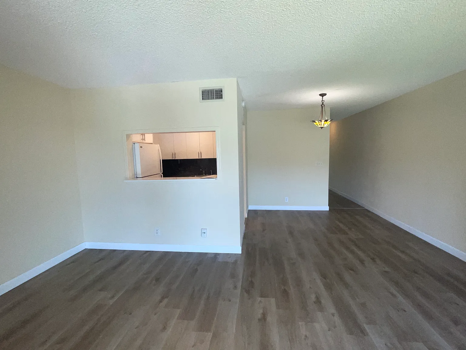 4200 Crystal Lake Dr — Photo 4