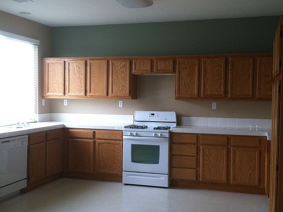 5th image of 1113 Polzin Way