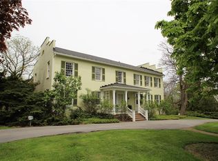 128 Thad Chapin St, Canandaigua, NY 14424