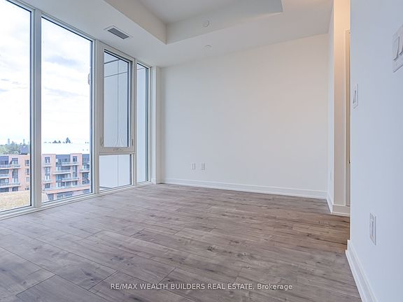 4th image of 220 Missinnihe Way #714