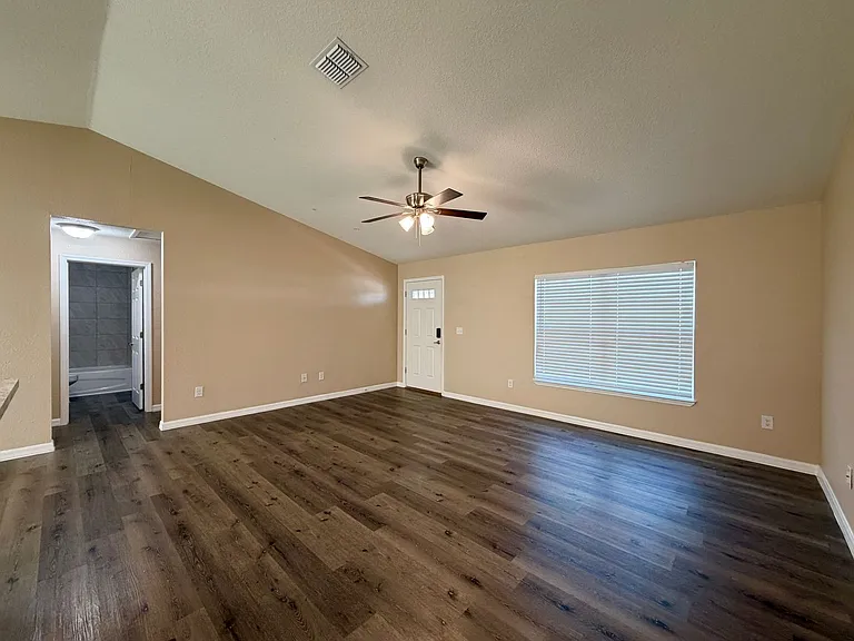338 Larch Rd — Photo 8