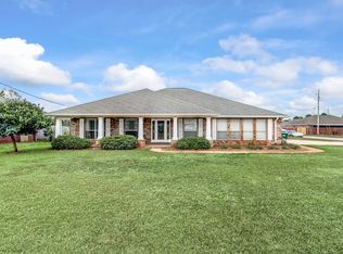 2191 Sardinia Ct, Navarre, FL 32566