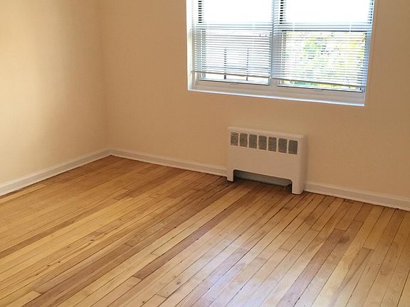 4th image of 17 Schenck Ave Floor 3