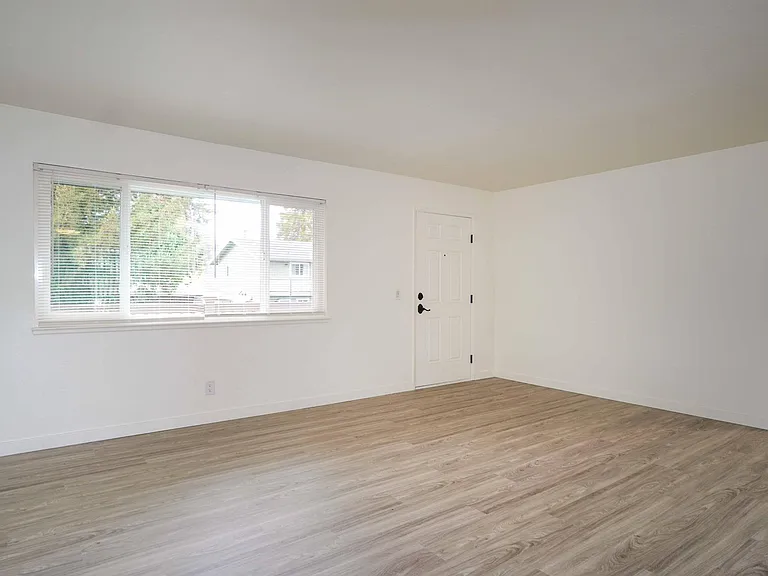 324 Mountain View Ave — Photo 6