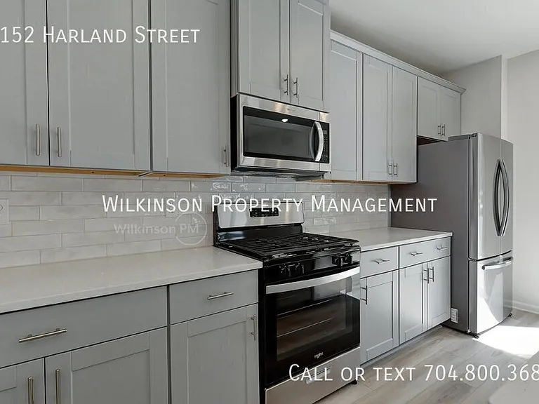1152 Harland St — Photo 13