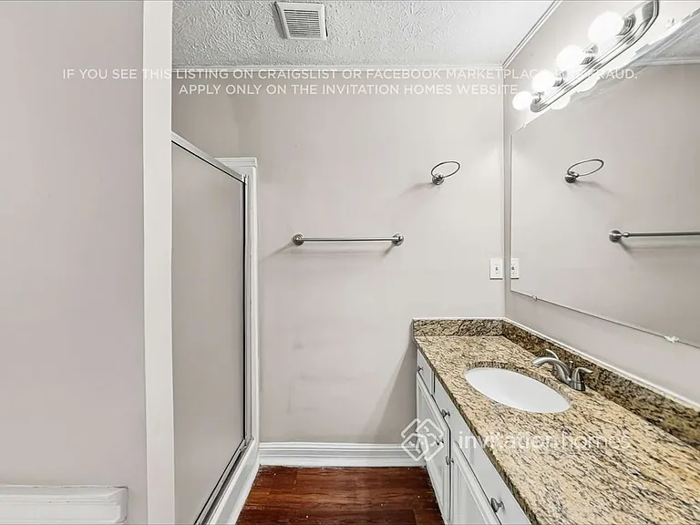3813 Willow Tree Cir — Photo 12