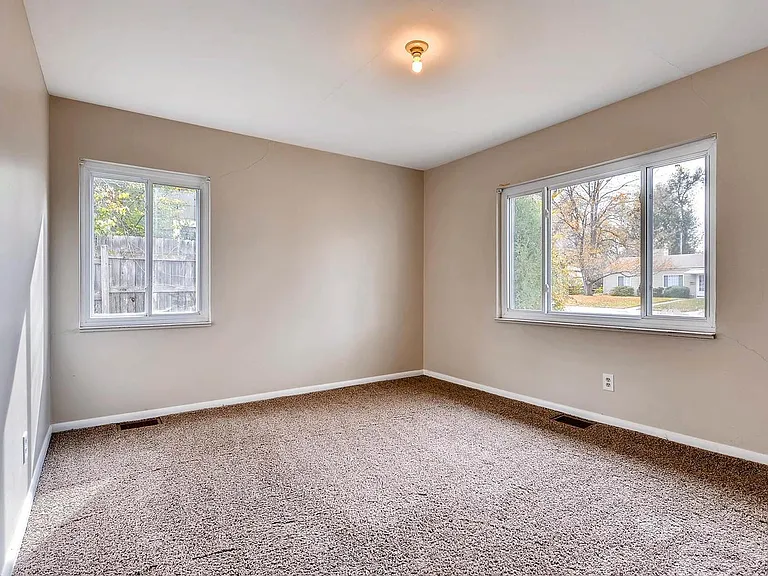 3074 S Fairfax St — Photo 4