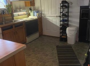 20 Northfield Dr #A1, North Springfield, VT 05150