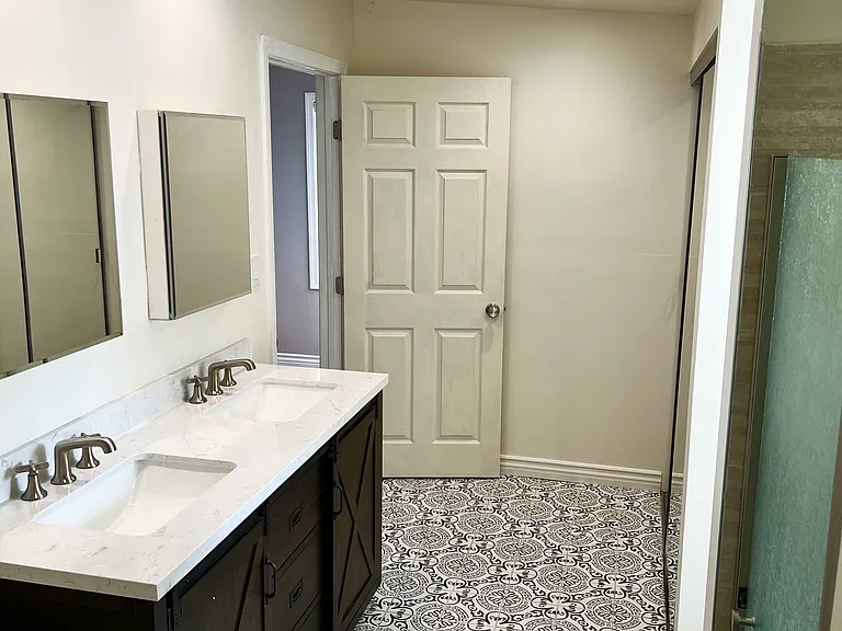 7019 Jamieson Ave — Photo 22