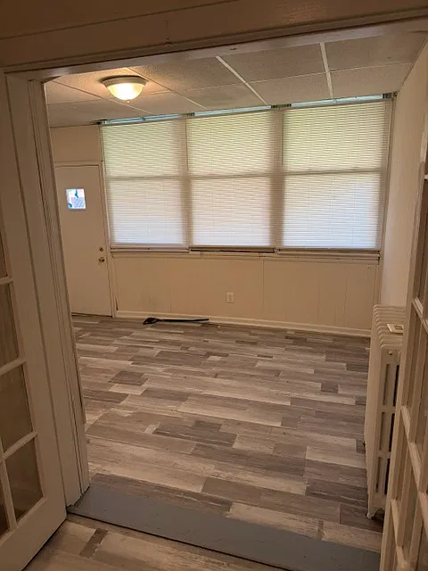 3 bed, 1.5 bath, 1240 sqft, $3,700 — Photo 4
