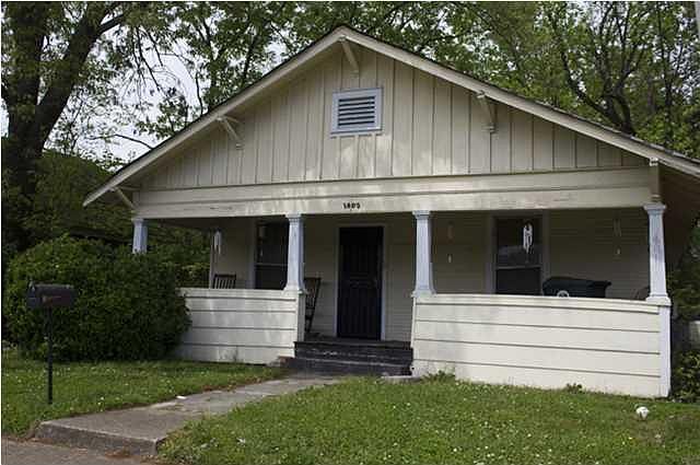 1st image of 1403 Roanoke Ave