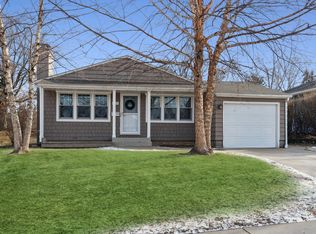 2317 Washington Ln, Davenport, IA