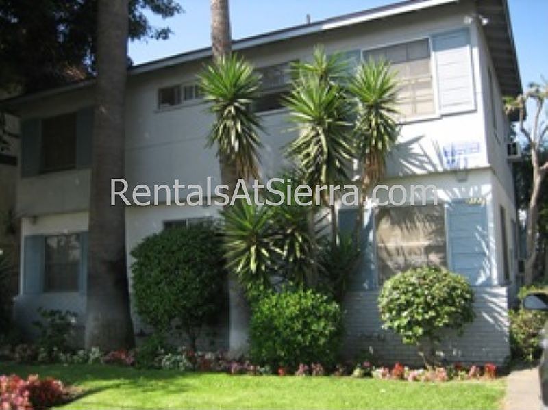 7123 Hazeltine Avenue