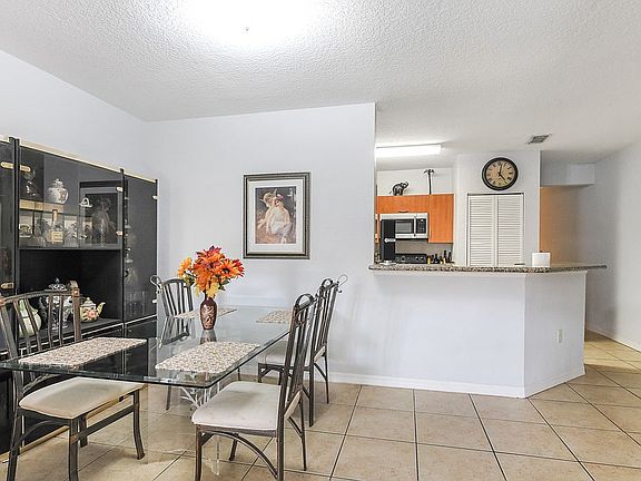 4th image of 132 SW Peacock Blvd #17205