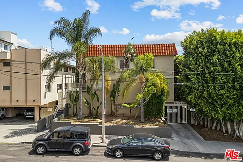 1540 N Fuller Ave #8 Photo 1