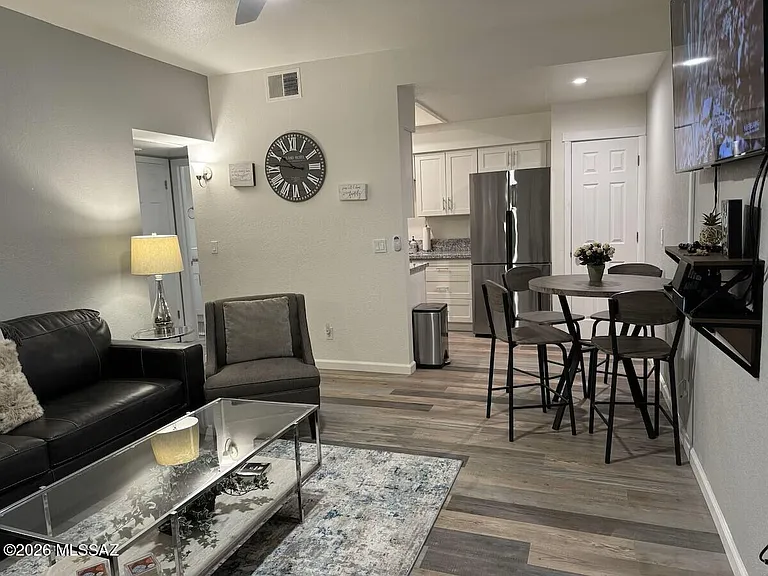 5750 N Camino Esplendora #118 — Photo 6