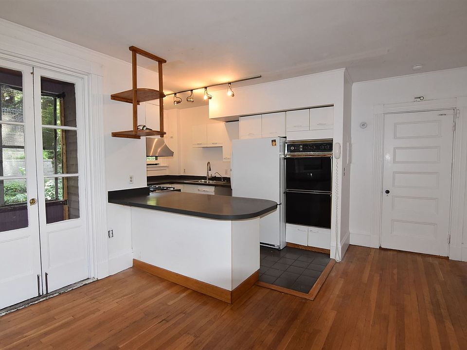 57 University Rd #2, Brookline, MA 02445 | Zillow