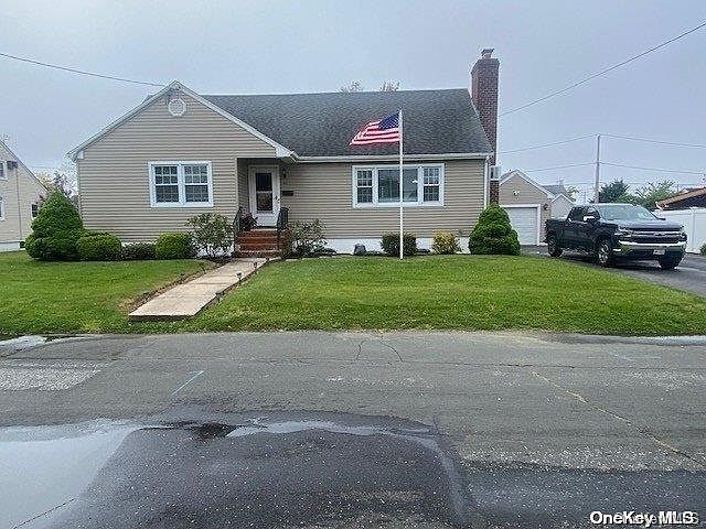 1st image of 40 Schmeelk Place