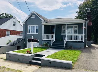 142 Maplewood Ave, Milford, CT 06460