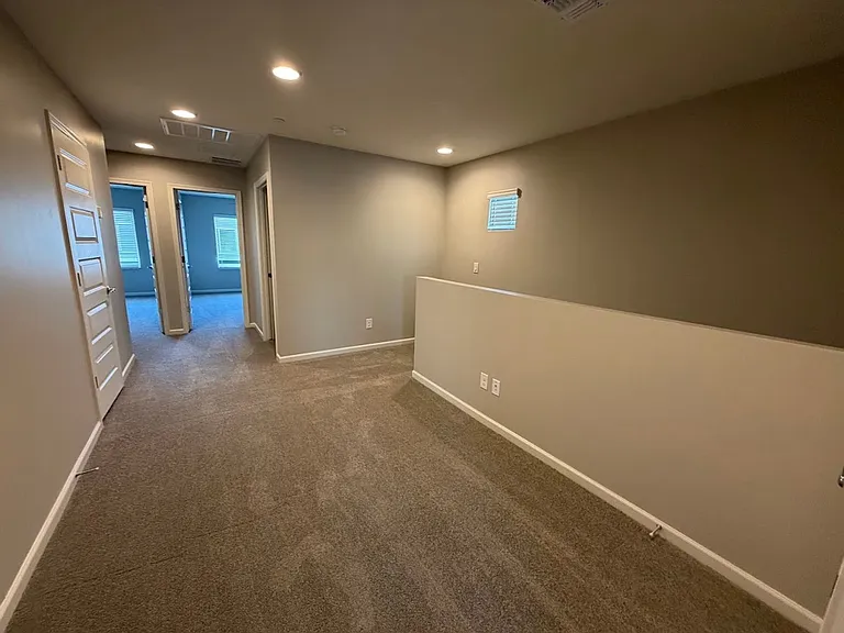 733 E Commonwealth Ave #9 — Photo 10