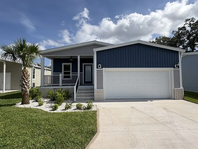 1642 Voyager Dr #393 — Photo 1