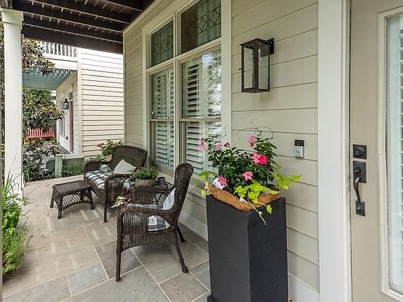 4th image of 1014 Harbor Bend Cir