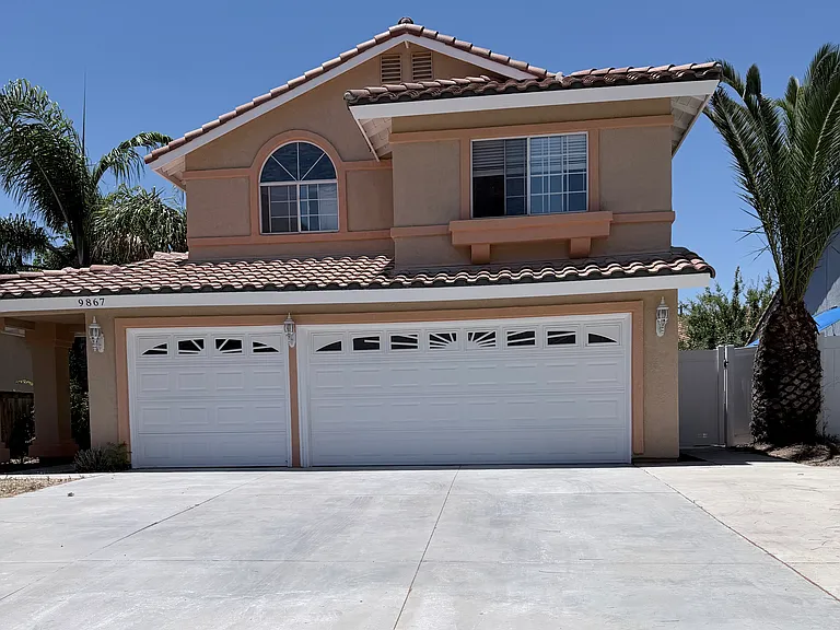 9867 Whitewater Rd — Photo 1