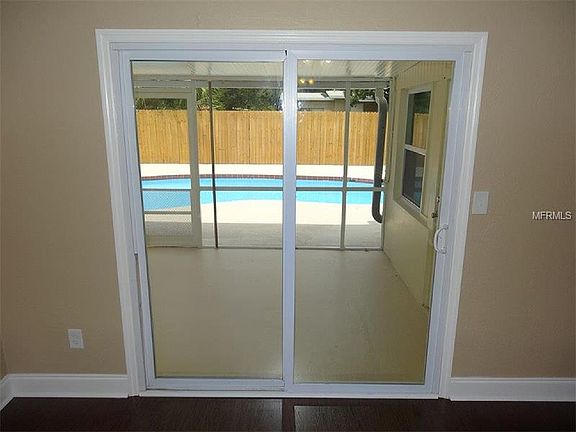 4th image of 1168 Briarwood Ave