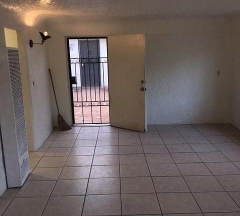 Entry way