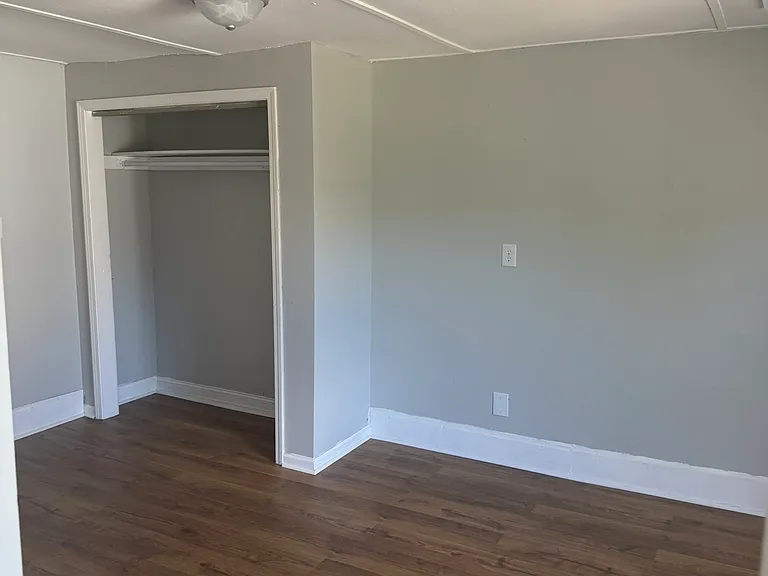 403 Maple Ave #B — Photo 7