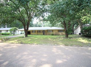 638 Newland St, Jackson, MS 39211