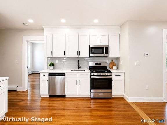 4th image of 93 Stevens Avenue