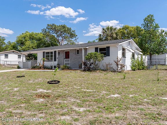 2nd image of 9462 Midway St