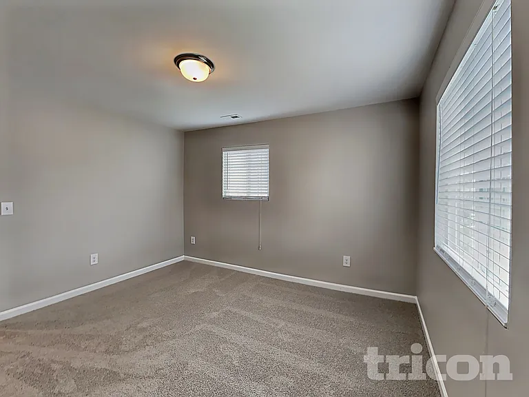4065 Banbridge Dr — Photo 15