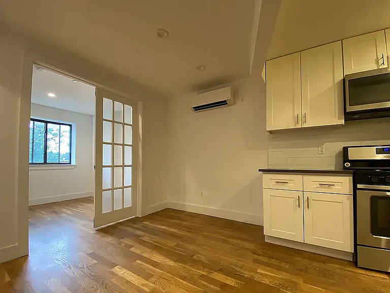 67 Granite St #3BB — Photo 1