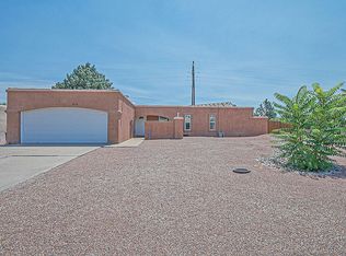 216 Spring Dr SE, Rio Rancho, NM 87124