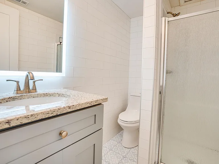 700 S Beacon St — Photo 12