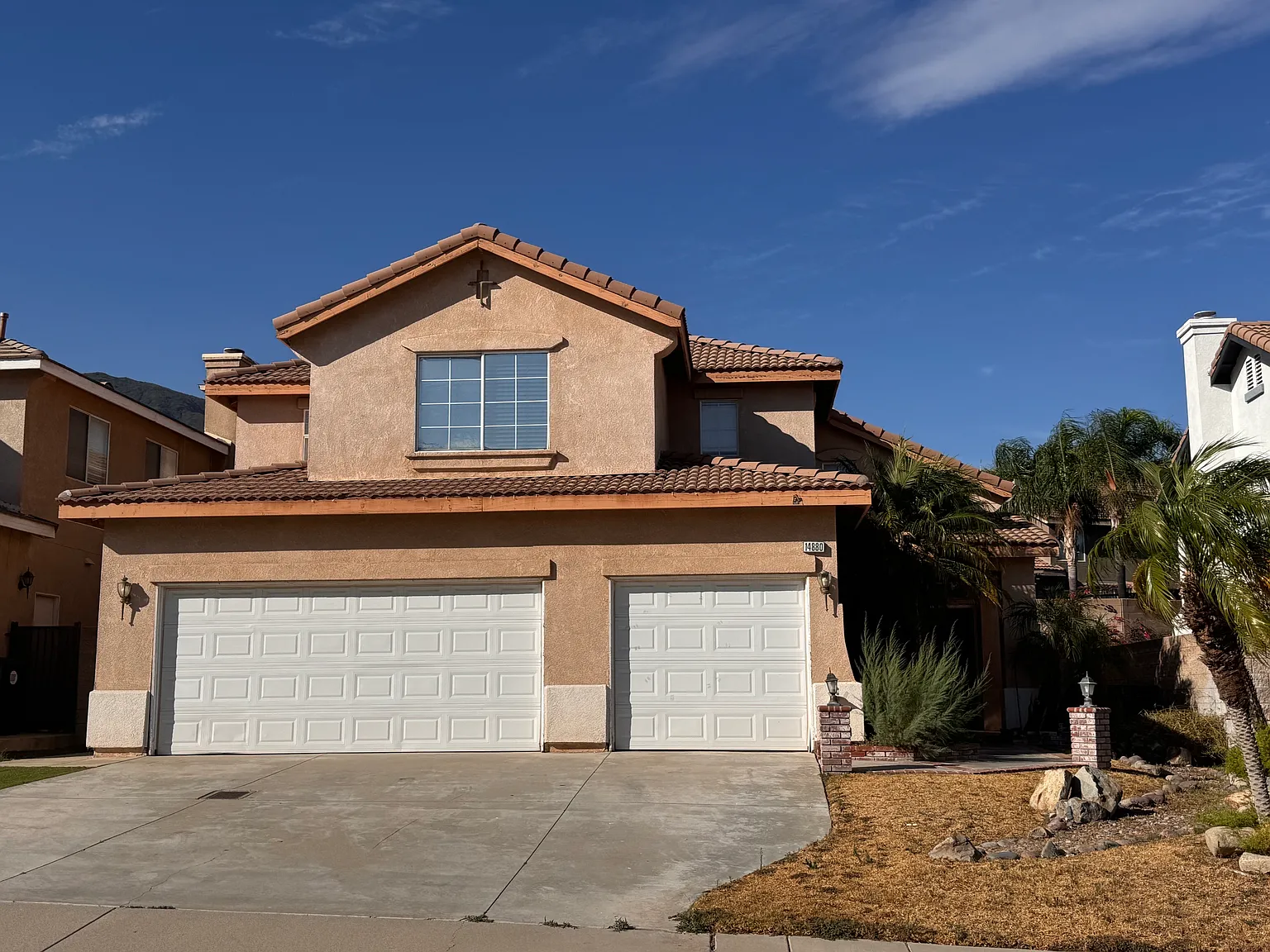 4 bed, 2328 sqft, $3,680 — Photo 1