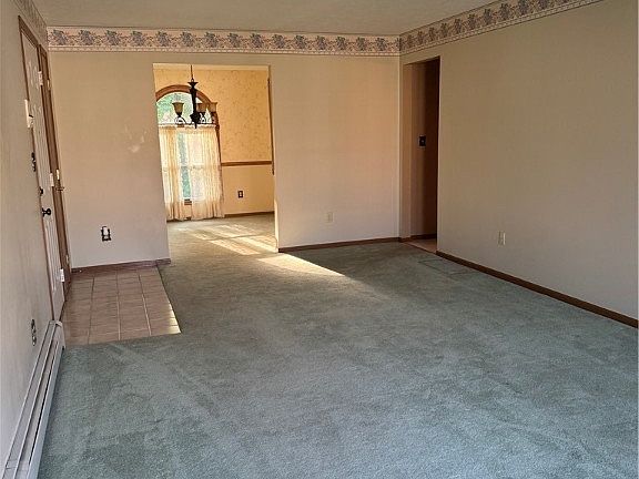 4th image of 953 Auburn Hills Dr Unit 4