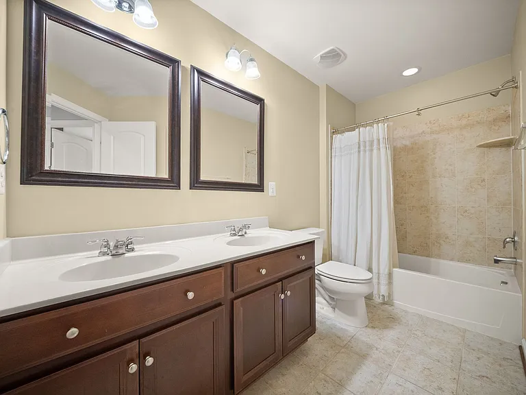 1431 Occoquan Heights Ct — Photo 35