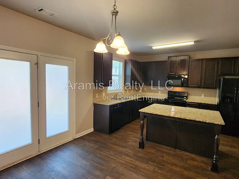 5258 Cactus Cove Ln — Photo 2