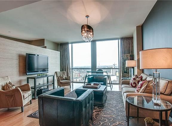 3rd image of 900 20th Ave S APT 1309